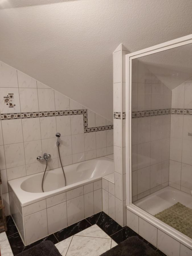 Haus Rodriguez Apartment Baesweiler Ngoại thất bức ảnh